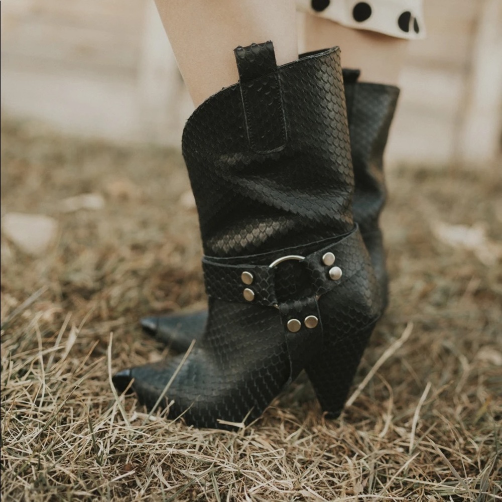 Black Leather Boots